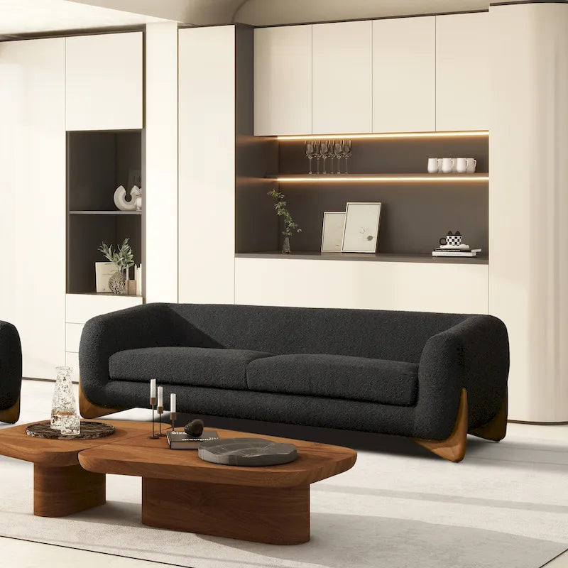 Divano imbottito Oversized da 90,5 pollici in Sherpa con gambe in rovere